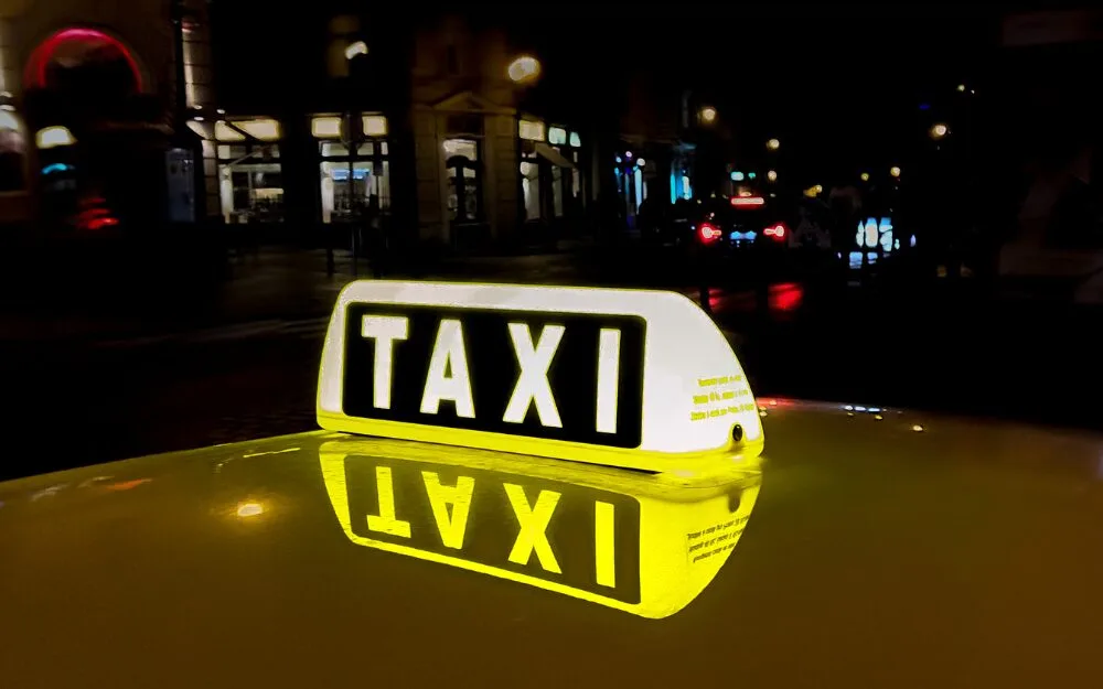 地方で個人タクシーを開業するメリットと注意点