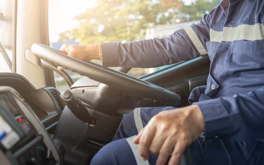 プロが教える！トレーラーとトラックの運転の違い